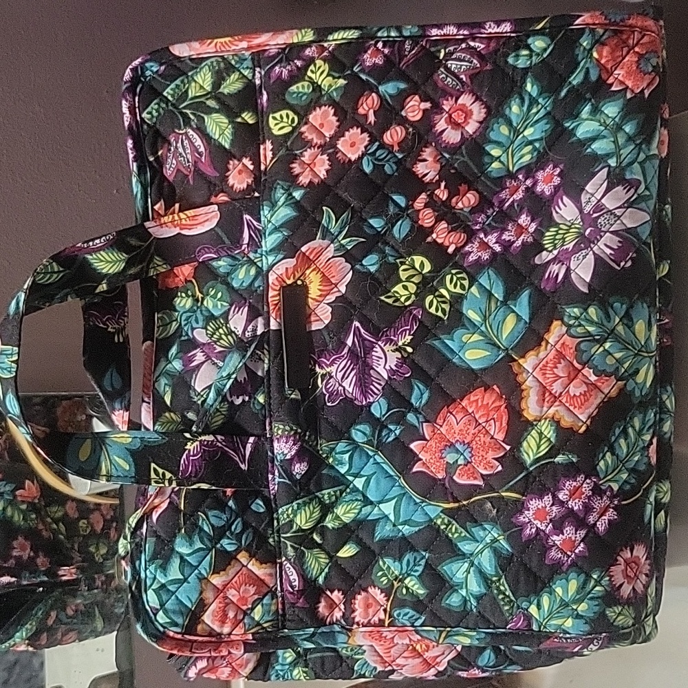 Large Vera Bradley Hanging Organizer Bag - Picture 2 of 7
